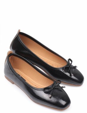 Capone Outfitters Hana Trend Wrinkled Pattern Women Flats
