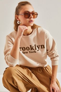 Bianco Lucci Women's Printed Three Thread Crop Sweatshirt