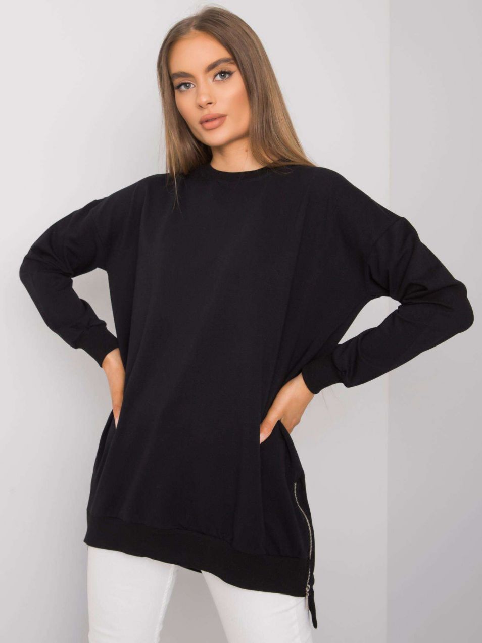 Lady's black tunic with zip closure