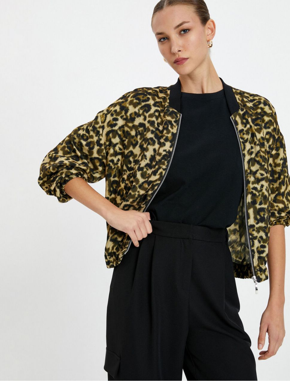 Koton Bomber Bunda Leopardí vzor Vrecko na zips detailné