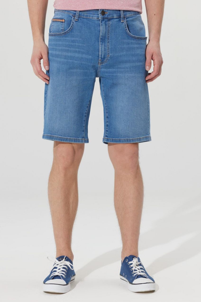 AC&Co / Altınyıldız Classics Men's Light Blue Slim Fit Slim Fit Cotton Flexible Denim Shorts.