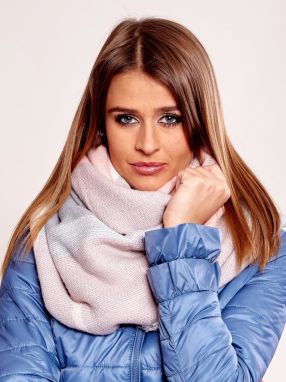 Šál Fashionhunters i523_AT-CH-171201.11jasny różowy