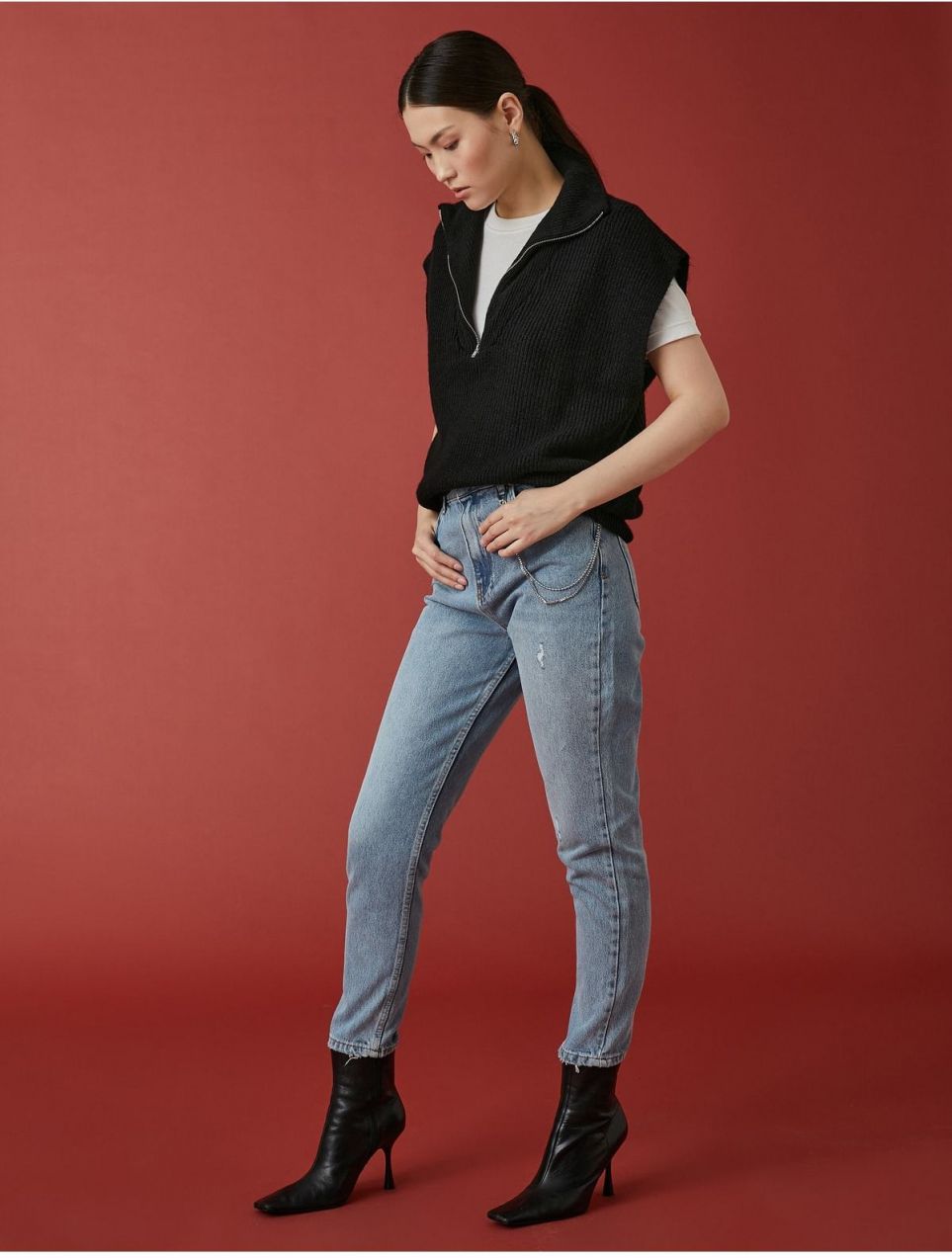 Koton džínsy s vysokým pásom a detailom retiazky - Mom Jeans