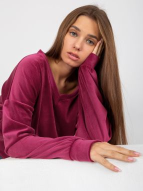 Purple velour blouse with V-neck by RUE PARIS