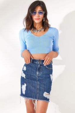 Modrá mini rifľová sukňa s vreckami a roztrhanými detailmi od Olalook pre ženy