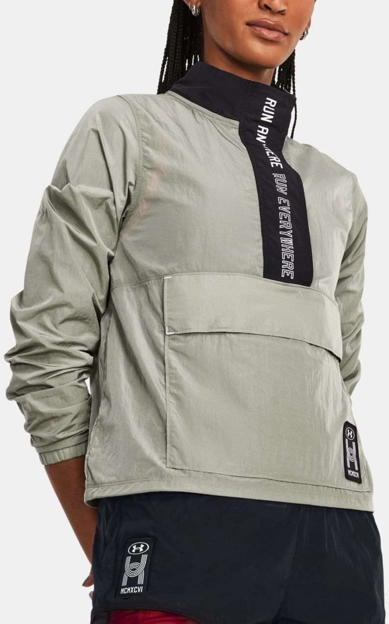 Sivý dámsky športový anorak Under Armour Run Anywhere