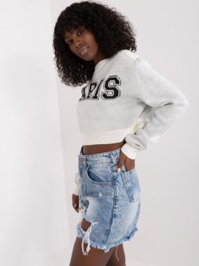 Ecru short oversize sweater with a round neckline