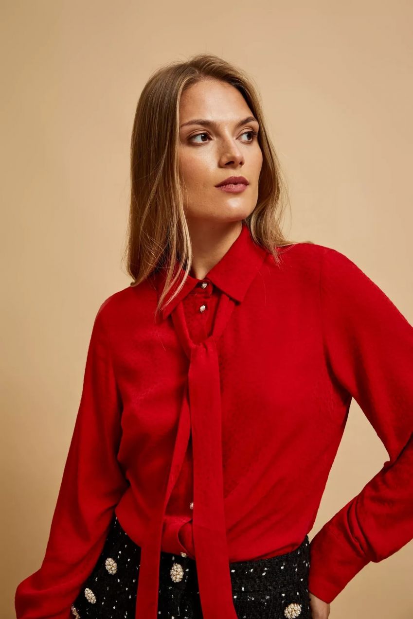 Shirt with a tied neckline