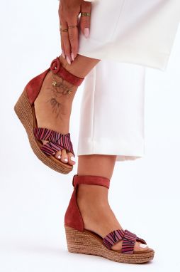 Suede wedge sandals Maciejka 04565-44 red