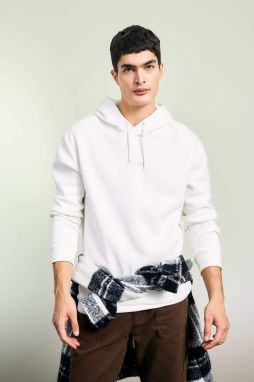 DEFACTO Relax Fit Long Sleeve Sweatshirt