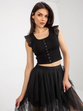 Black ribbed blouse with lace on the sleeves