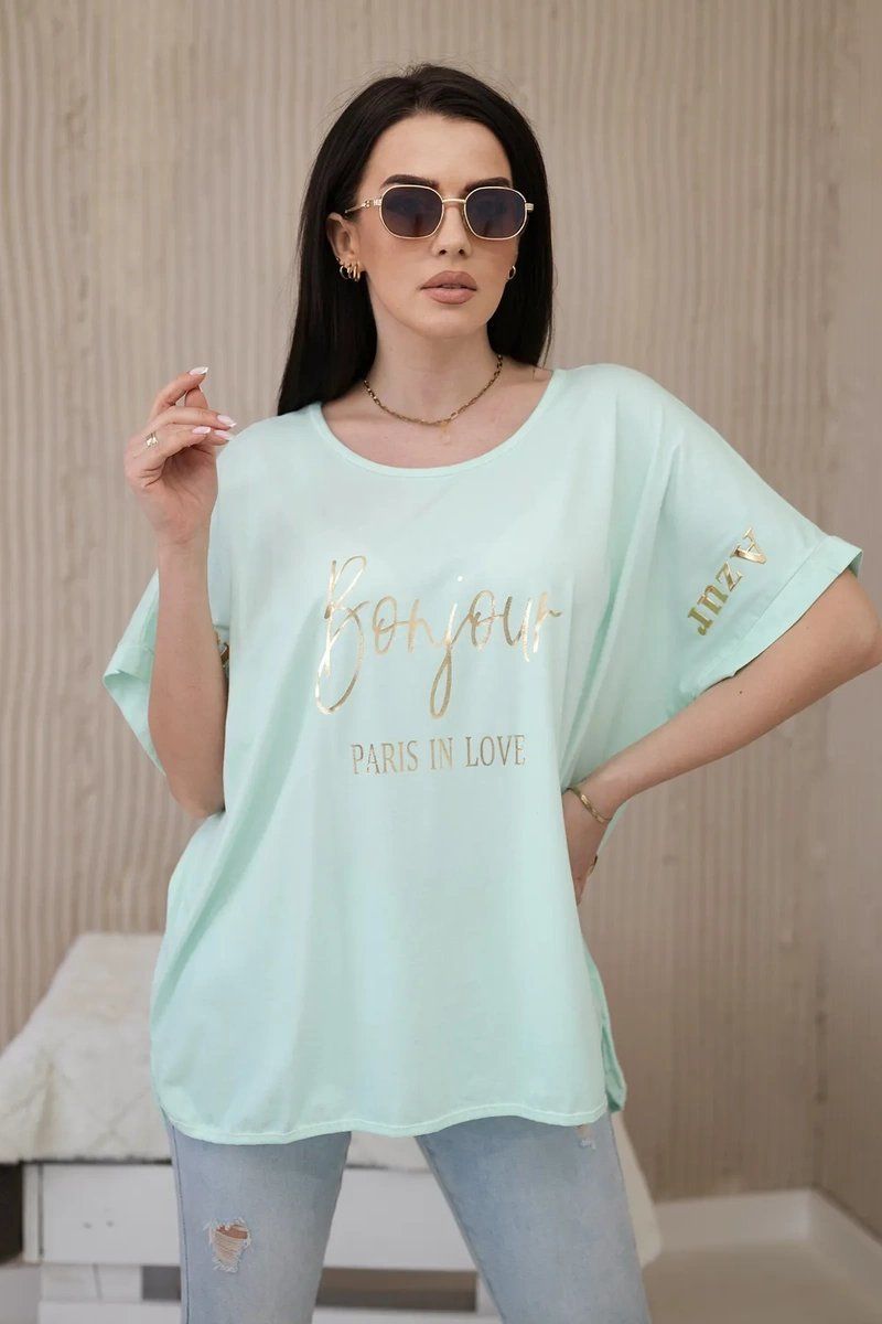 Cotton blouse of a larger size with steamed mint