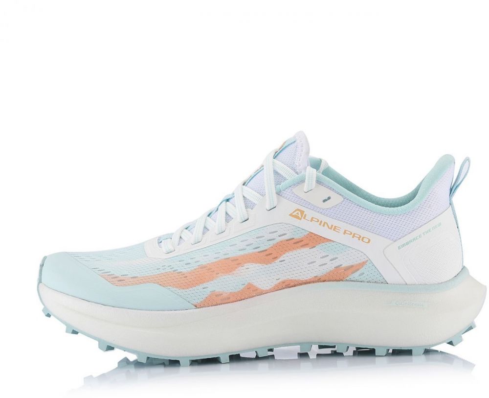Running shoes with antibacterial insole ALPINE PRO GESE yucca