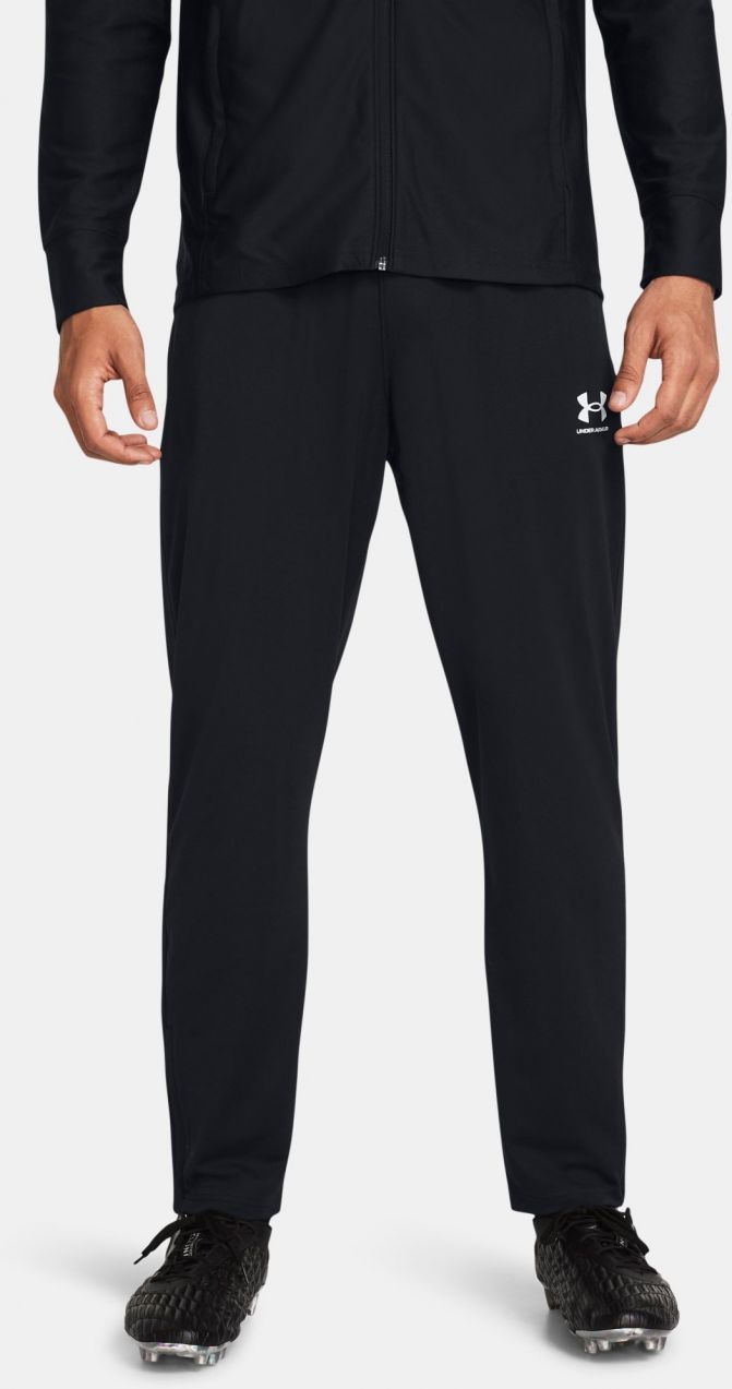 Čierne športové nohavice Under Armour UA M's Ch. Pique Pant