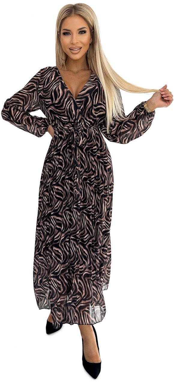 Pleated chiffon long dress with a neckline, long sleeves and Numoco belt