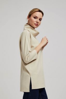 Sweatshirt with a wide turtleneck