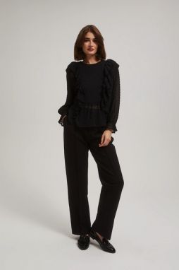 Wrinkled trousers