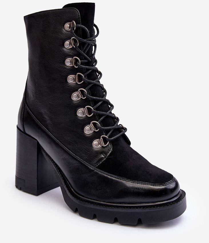 Massive lace-up ankle boots black Lathia