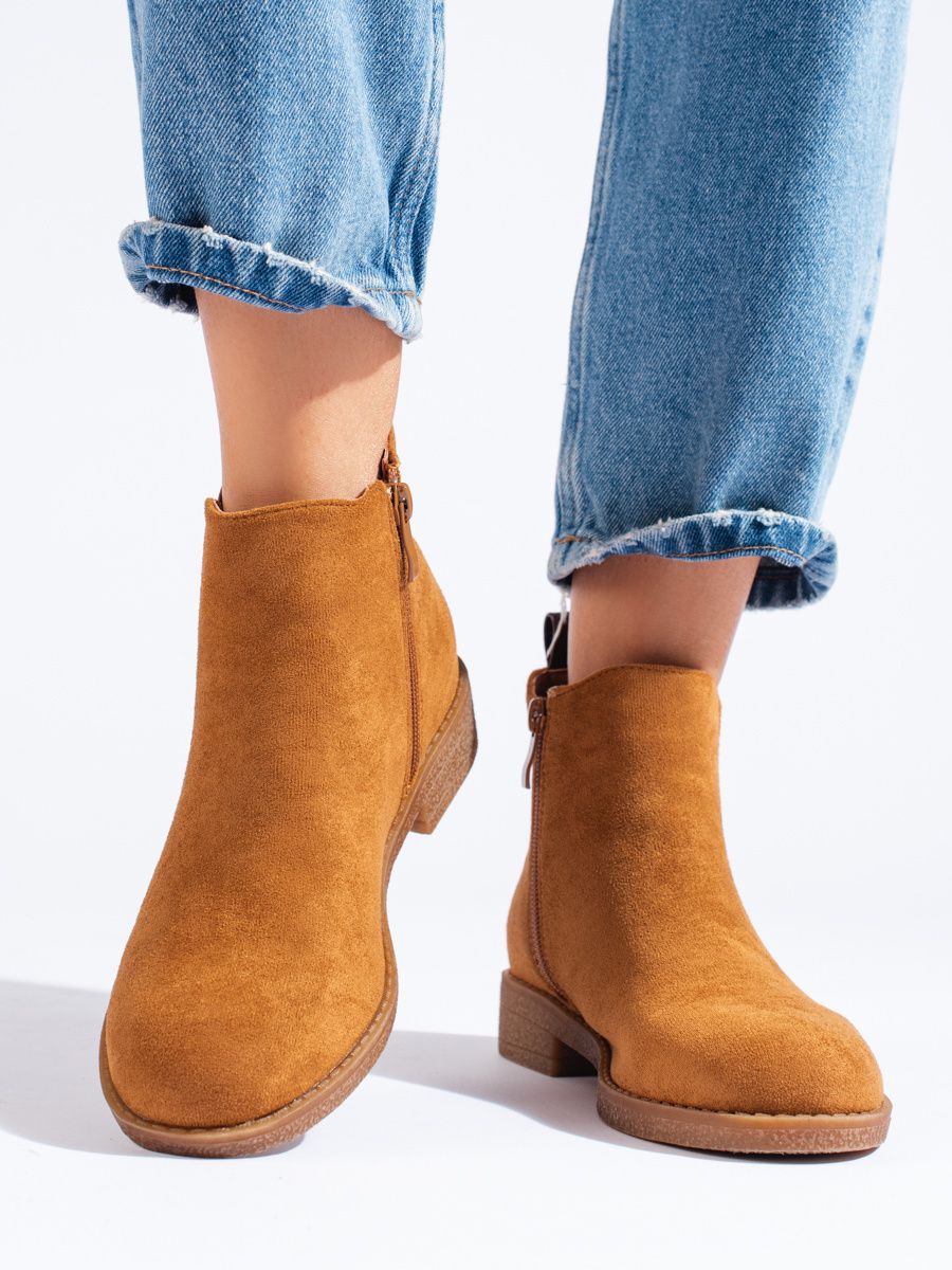 Camel suede Chelsea boots Shelvt