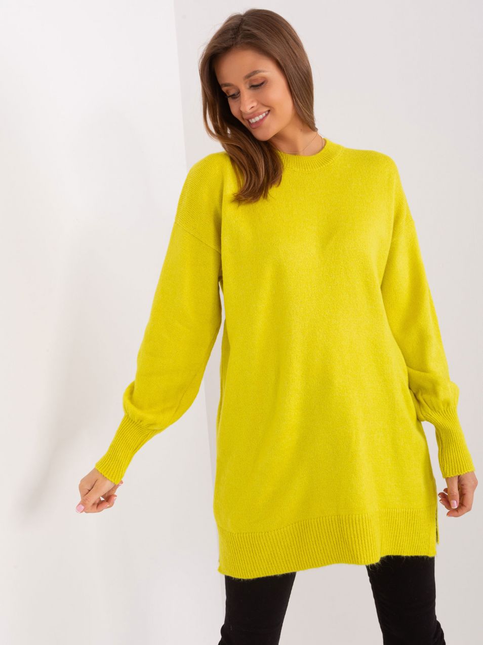 Women's lime oversize sweater with long sleeves