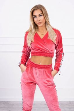 Velour set with Queen raspberry inscription