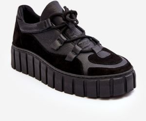 Women's leather sports shoes on the Zazoo Black platform