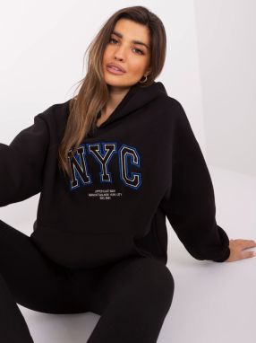 Black kangaroo sweatshirt with lettering and insulation