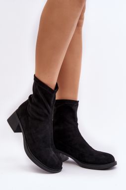 Black women's Aphroteia low-heeled boots