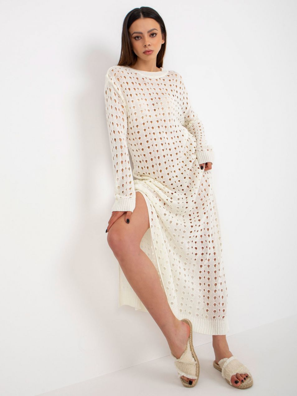 Ecru maxi knitted dress with lace pattern