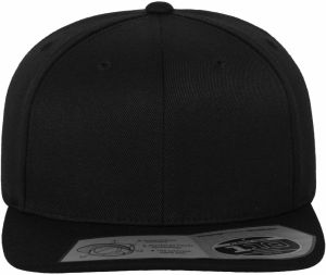 110 Fitted Snapback Black