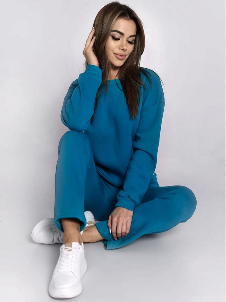 Women's insulated tracksuit, sweatshirt and loose trousers, turquoise