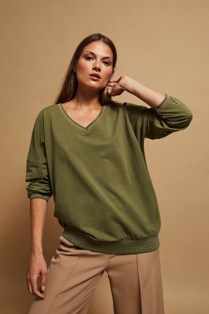 V-neck sweatshirt