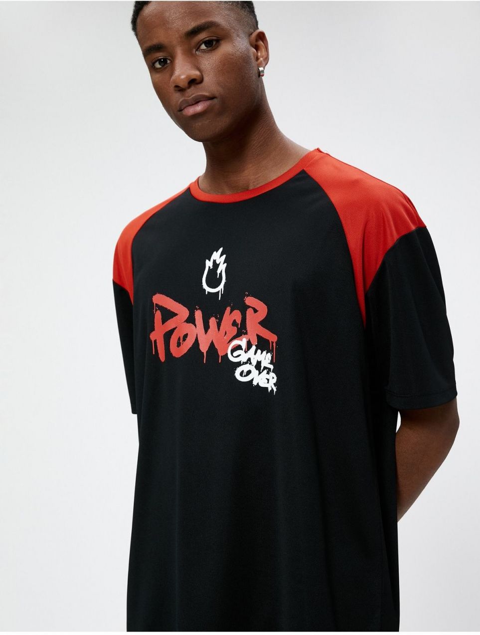 Koton Sports oversize tričko so sloganom Print Crew krk polovičné rukávy.
