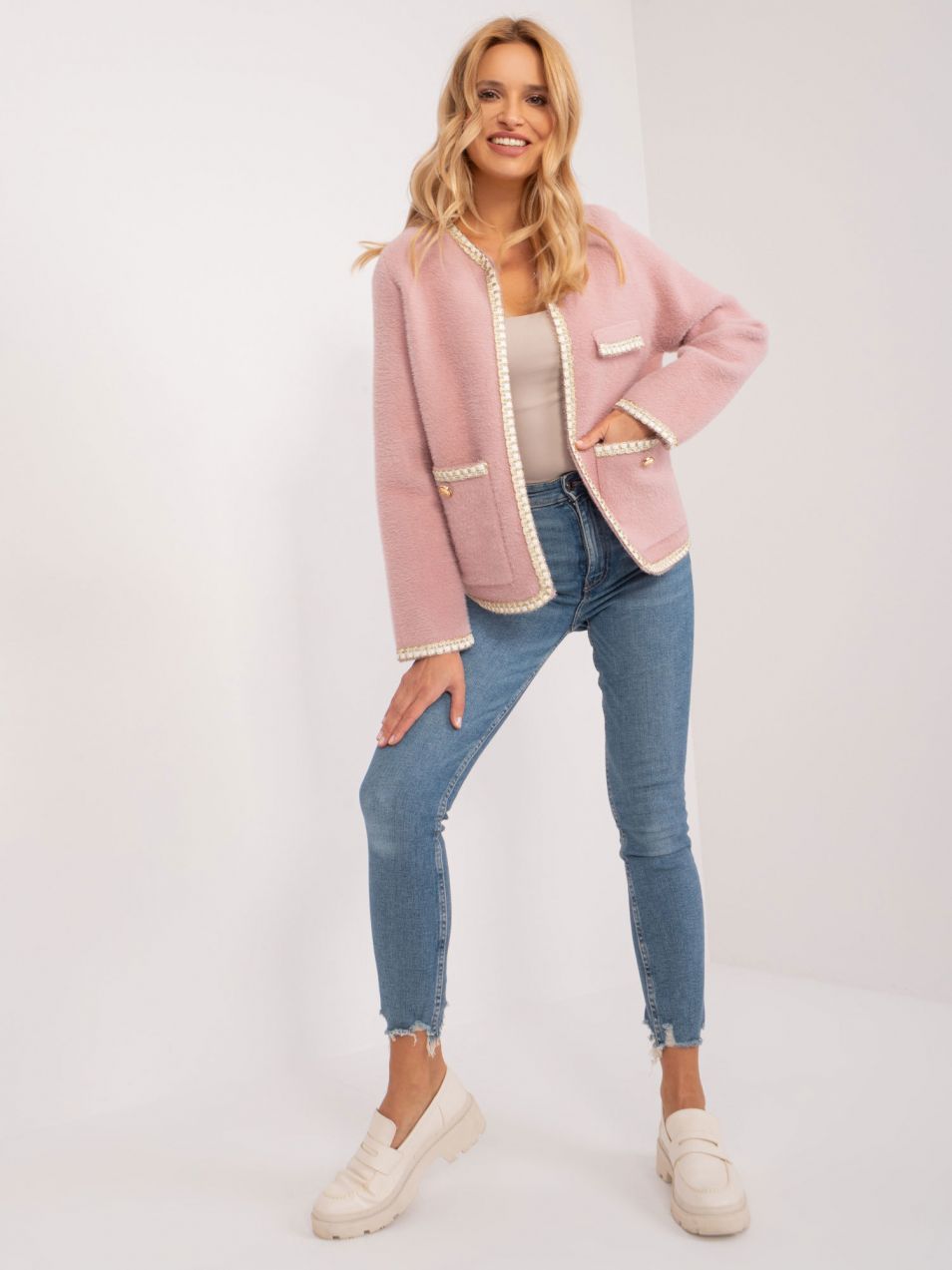 Dusty pink elegant jacket with a hint of wool