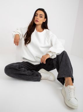 Ecru hoodie with round neckline