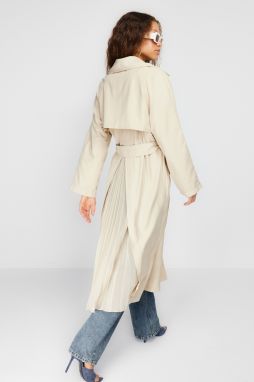 Trendyol béžový oversized široký strih trenčkot s plisovanými detailmi z šifónu