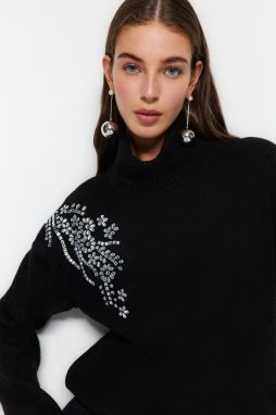 Trendyol Black Stone detailný rolák pletený sveter