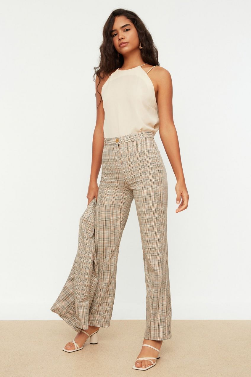 Dámske nohavice Trendyol Beige