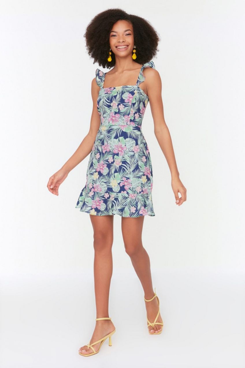 Trendyol Navy Blue Fitted/Fitted Strappy Floral Mini Woven Dress