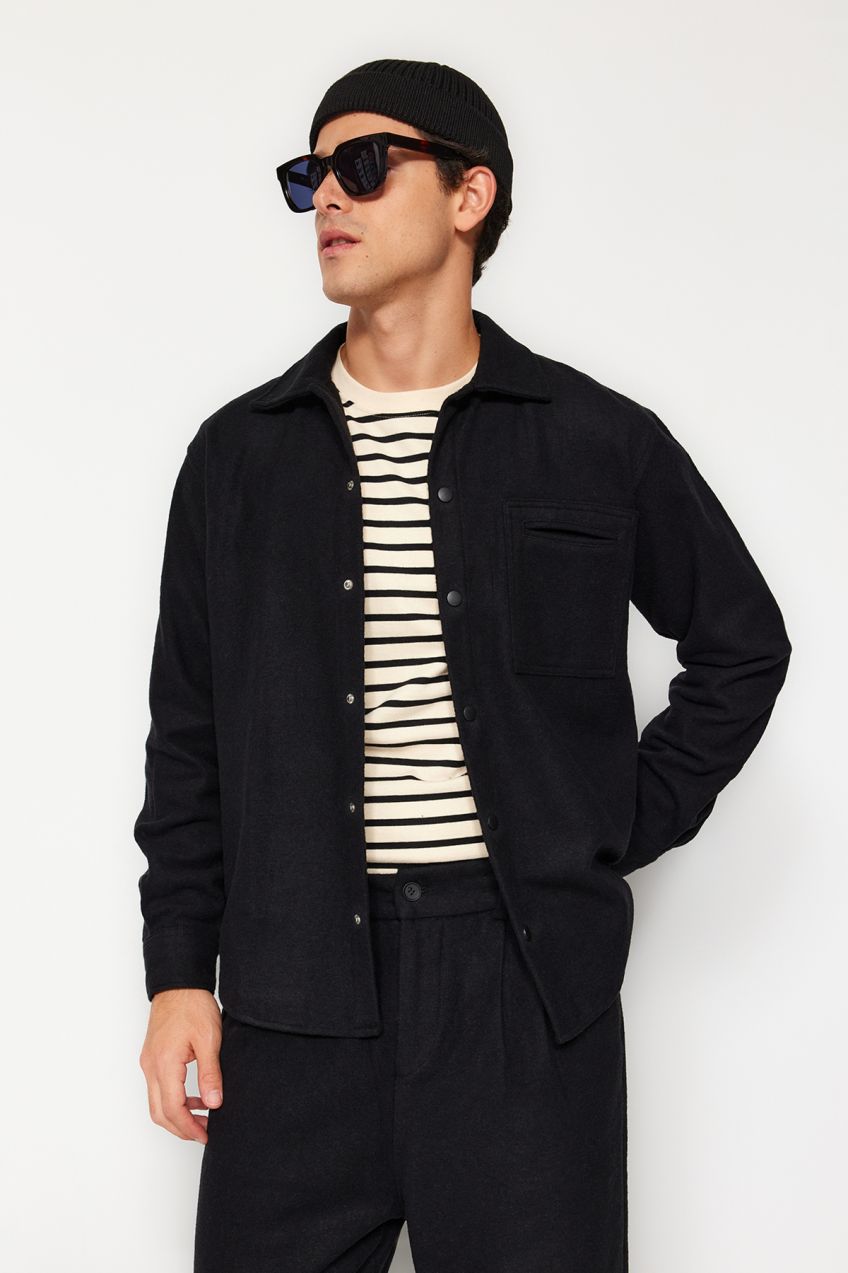 Trendyol Black Relaxed Fit Winter Shirt with Snap Snap Closure