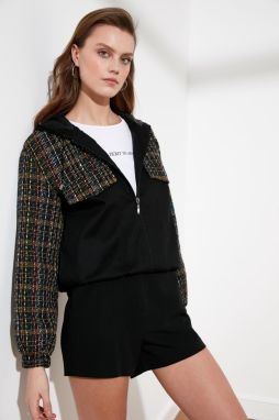 Trendyol Čierna kapucňa Tweed Block Mont