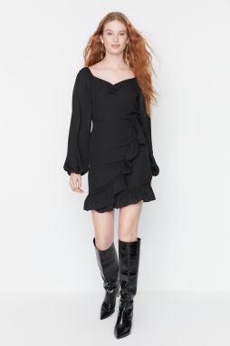 Trendyol Black Flounce tkané šaty