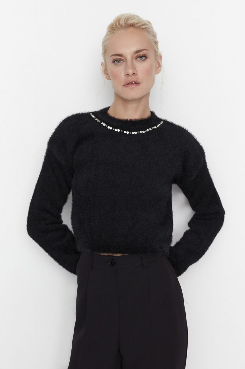 Trendyol Čierna Crop Brada Lano Pletený sveter