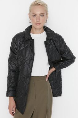 Trendyol zimná bunda - Schwarz - Puffer