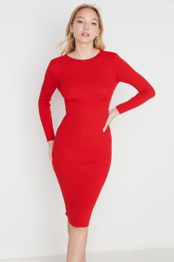 Trendyol Red Back detailný sveter večerné šaty