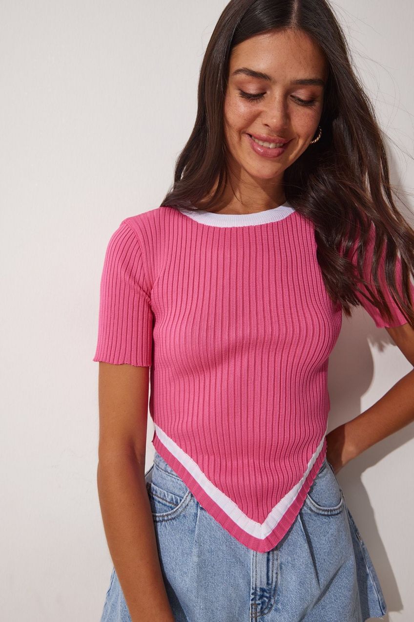 Happiness İstanbul Women's Pink Asymmetric Cut Crop Knitwear Blouse