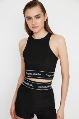 Trendyol X Sagaza Studio Čierna Lesklá Guma Detailne Pletené Prsia