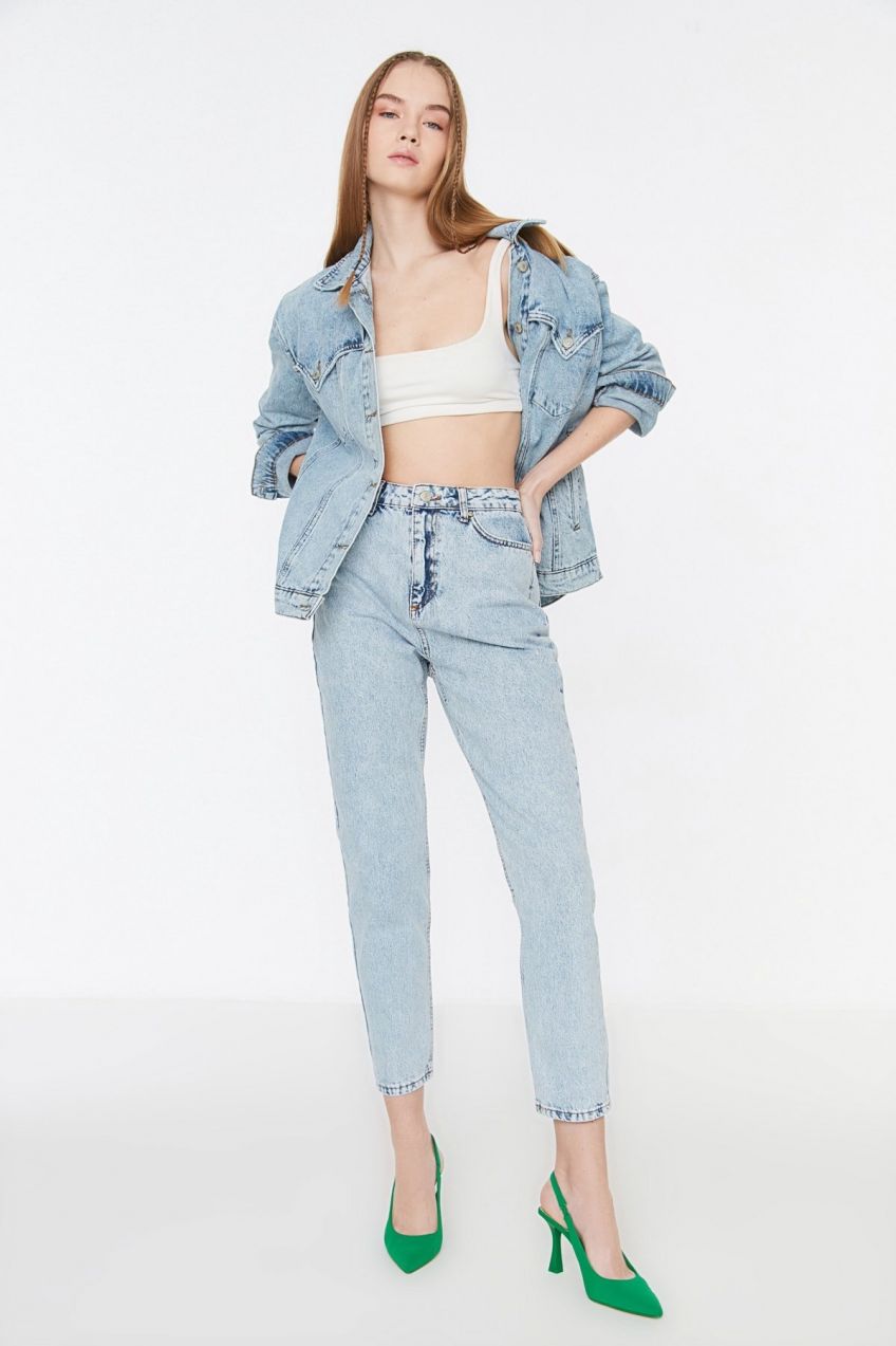 Dámske Mom džínsy Trendyol High Waist