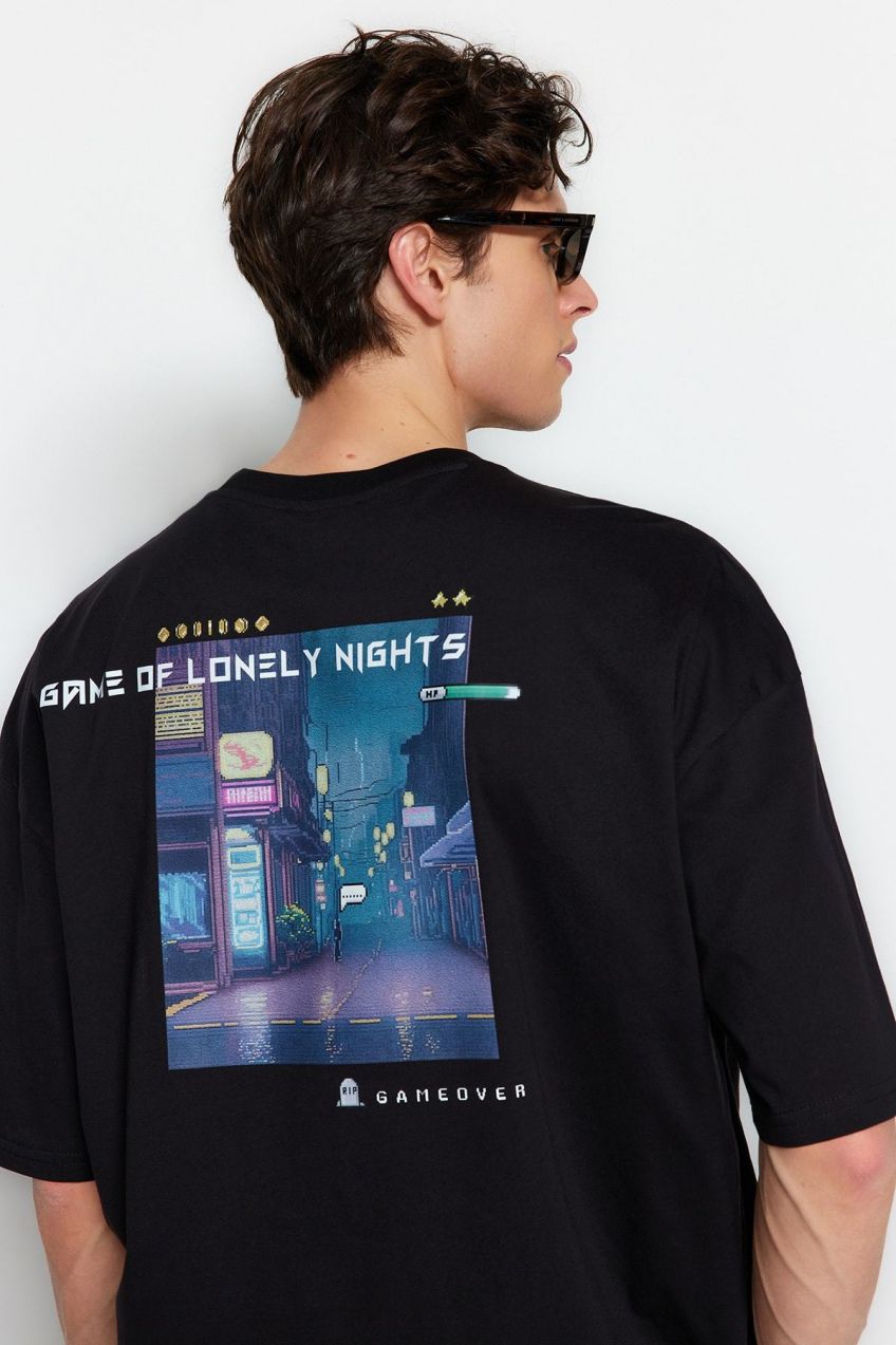 Trendyol Black Oversize/Wide Cut Short Sleeve Game Over Printed T-Shirt