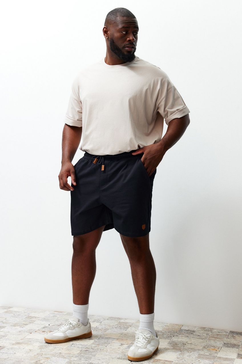 Trendyol Plus Size námornícke šortky regular/regular fit s aplikáciou PU štítku